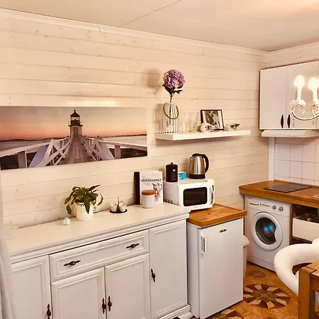 Romantic Near The Beach, Free Parking, Self Check In Tallinn